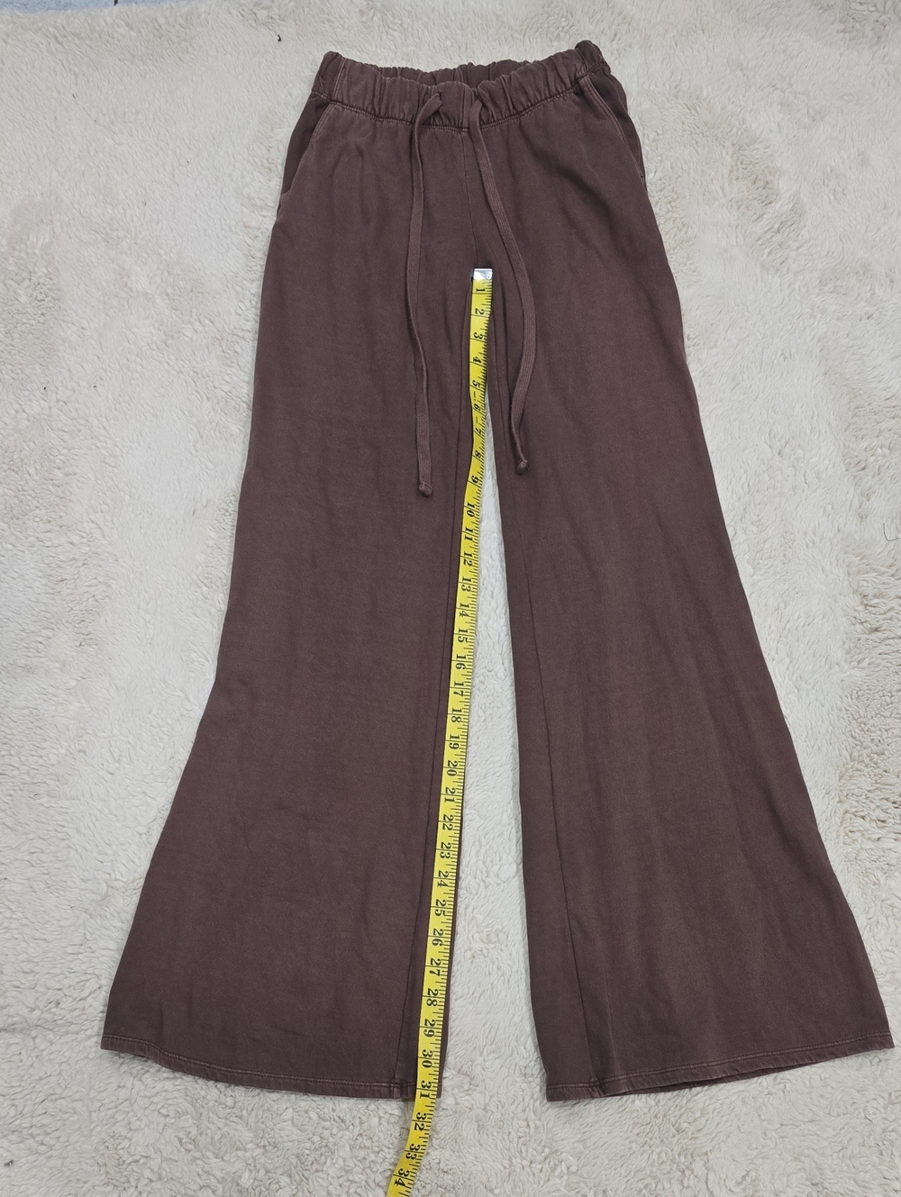 Urban Outfitters Wide Leg Drawstring Pants in Chocolate Brown - Picture 4 of 6